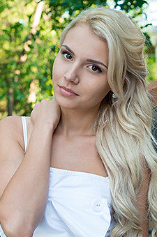 ukrainian blonde girls